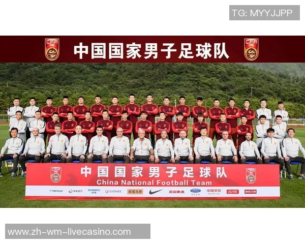 中国足球联赛最新排名分析及球队表现评估探讨